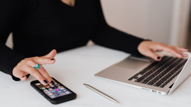 TEMOS AS SOLUÇÕES DIGITAIS PARA O TEU SETOR